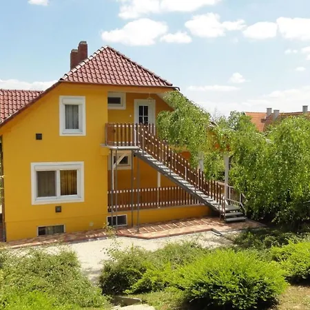 Ferienwohnung Fuer 3 Personen Ca 42 Qm In Zalakaros, Westungarn Zala * Zalakaros
